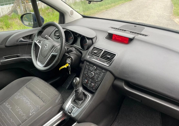Opel Meriva cena 17900 przebieg: 195000, rok produkcji 2012 z Kożuchów małe 137